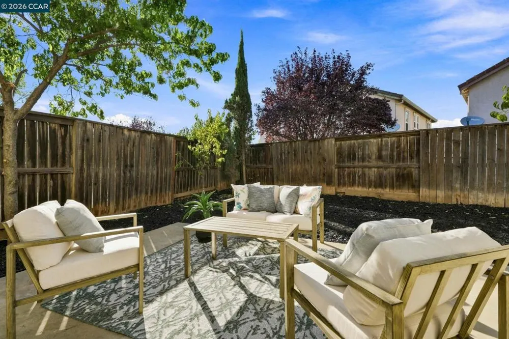 605 Charleston St Pittsburg, CA 94565