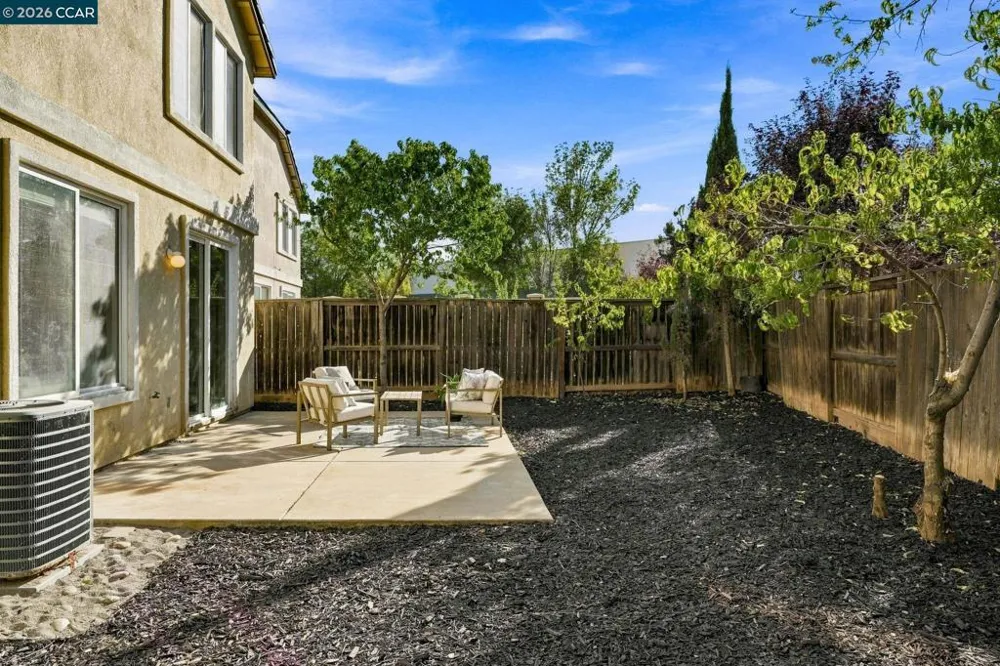 605 Charleston St Pittsburg, CA 94565
