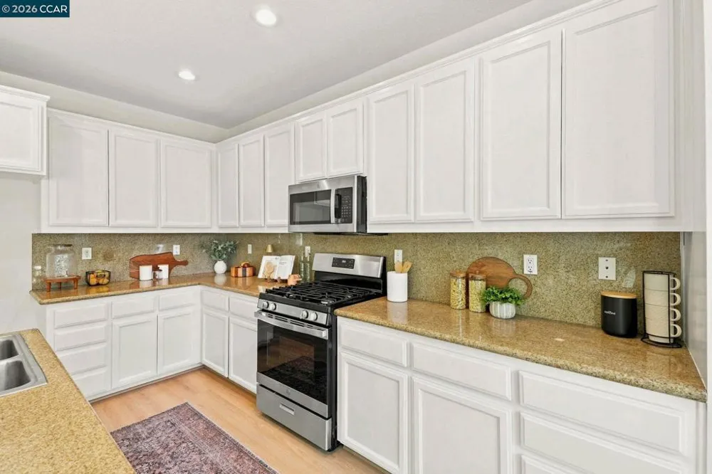 605 Charleston St Pittsburg, CA 94565