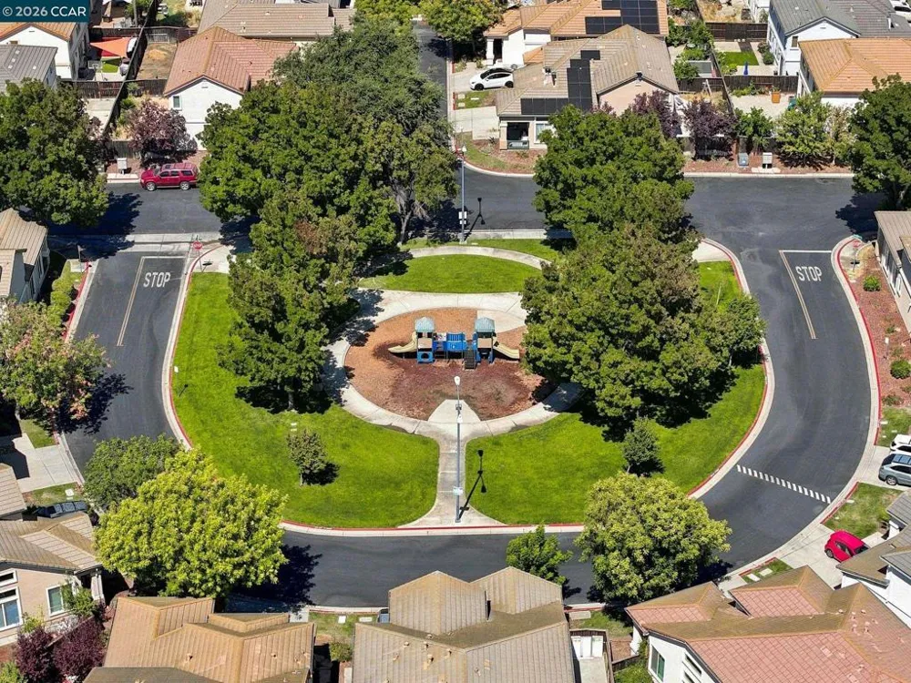 605 Charleston St Pittsburg, CA 94565