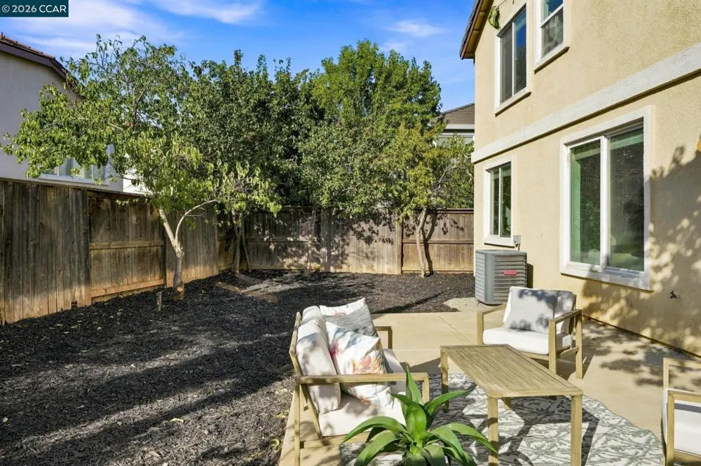 605 Charleston St Pittsburg, CA 94565