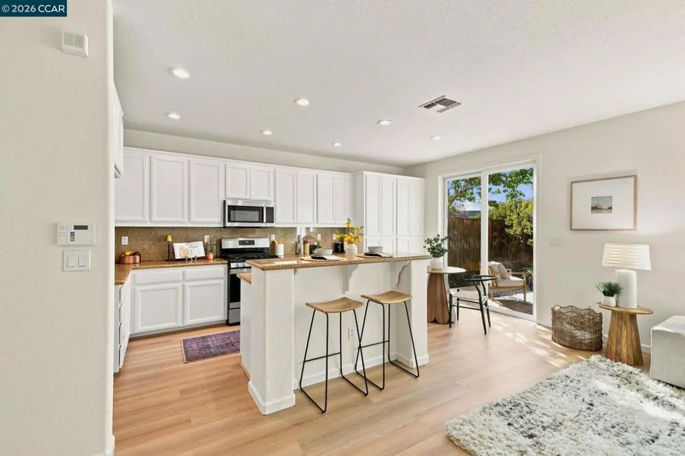 605 Charleston St Pittsburg, CA 94565