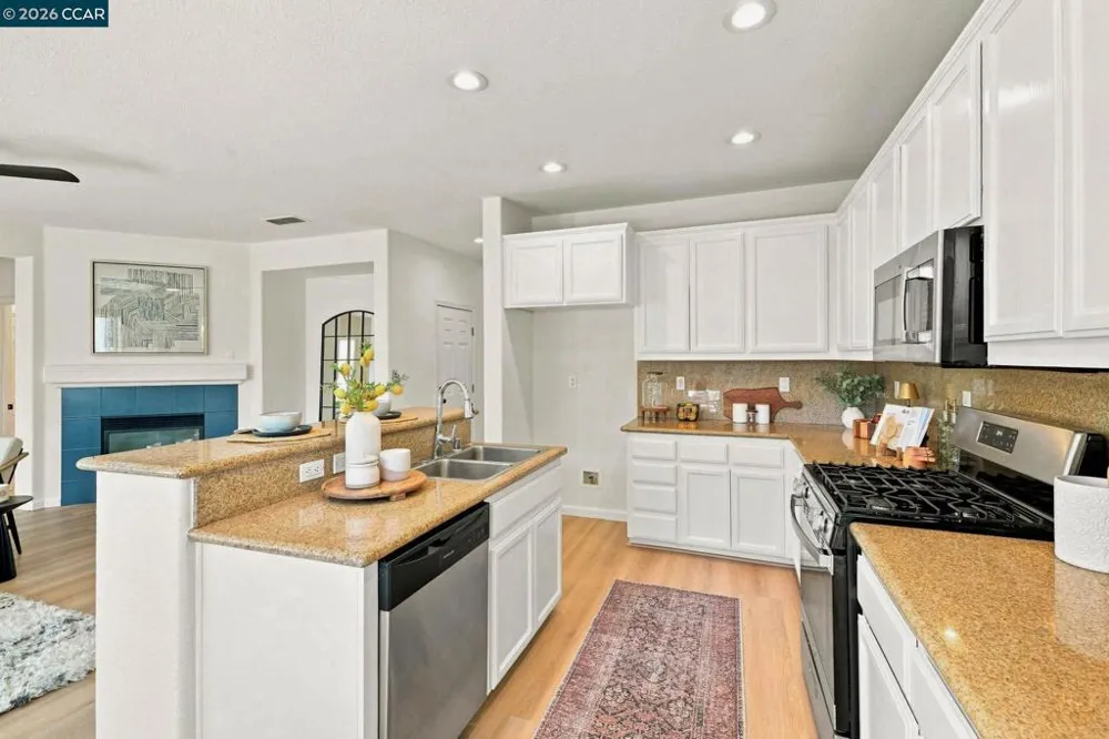 605 Charleston St Pittsburg, CA 94565