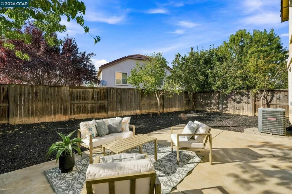 605 Charleston St Pittsburg, CA 94565
