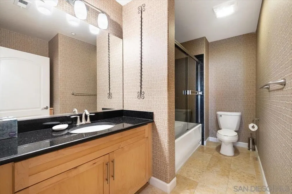 1019 Costa Pacifica Way #1302 Oceanside, CA 92054