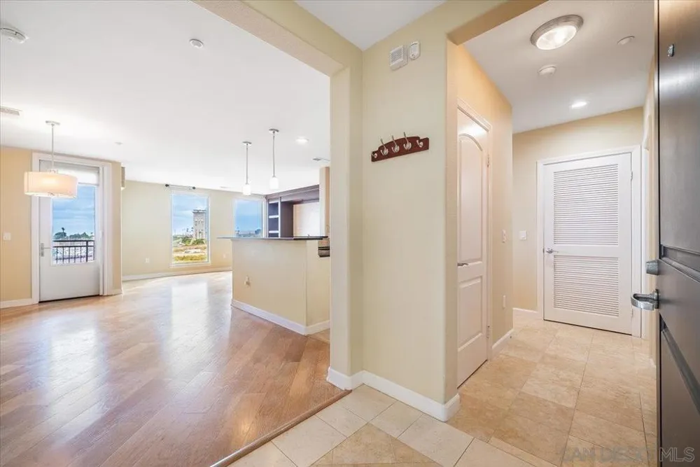 1019 Costa Pacifica Way #1302 Oceanside, CA 92054