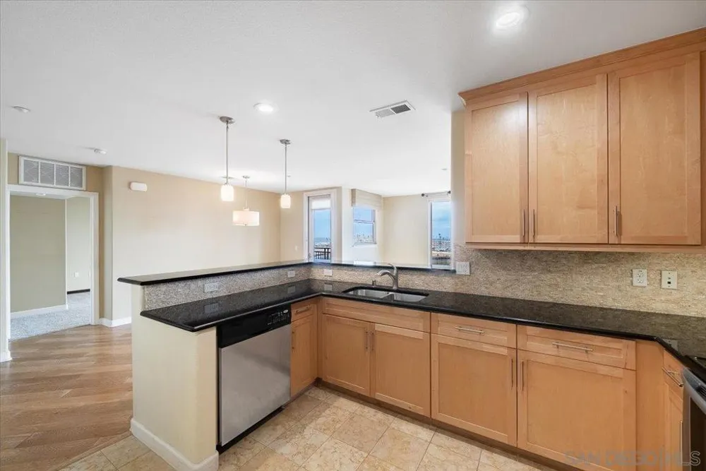 1019 Costa Pacifica Way #1302 Oceanside, CA 92054