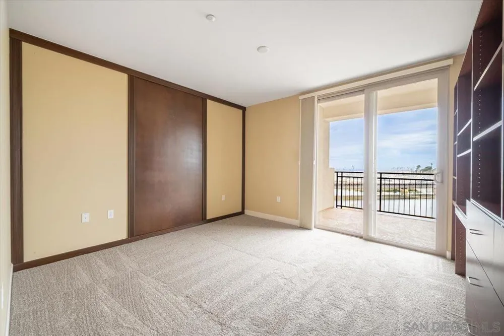1019 Costa Pacifica Way #1302 Oceanside, CA 92054