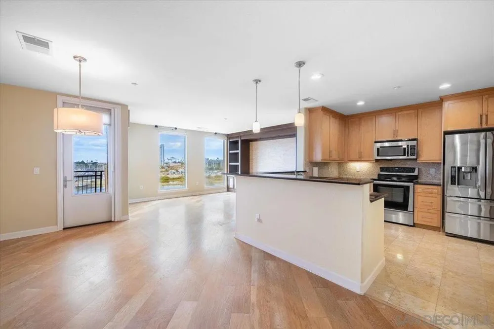 1019 Costa Pacifica Way #1302 Oceanside, CA 92054