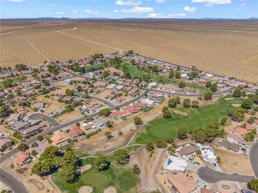 14690 Burgundy Helendale, CA 92342