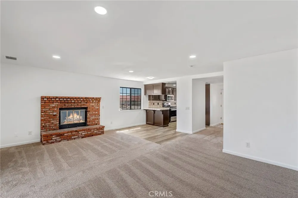 14690 Burgundy Helendale, CA 92342