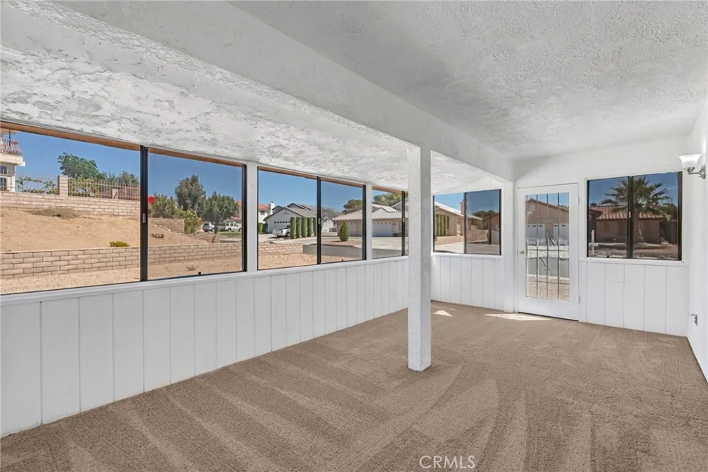 14690 Burgundy Helendale, CA 92342
