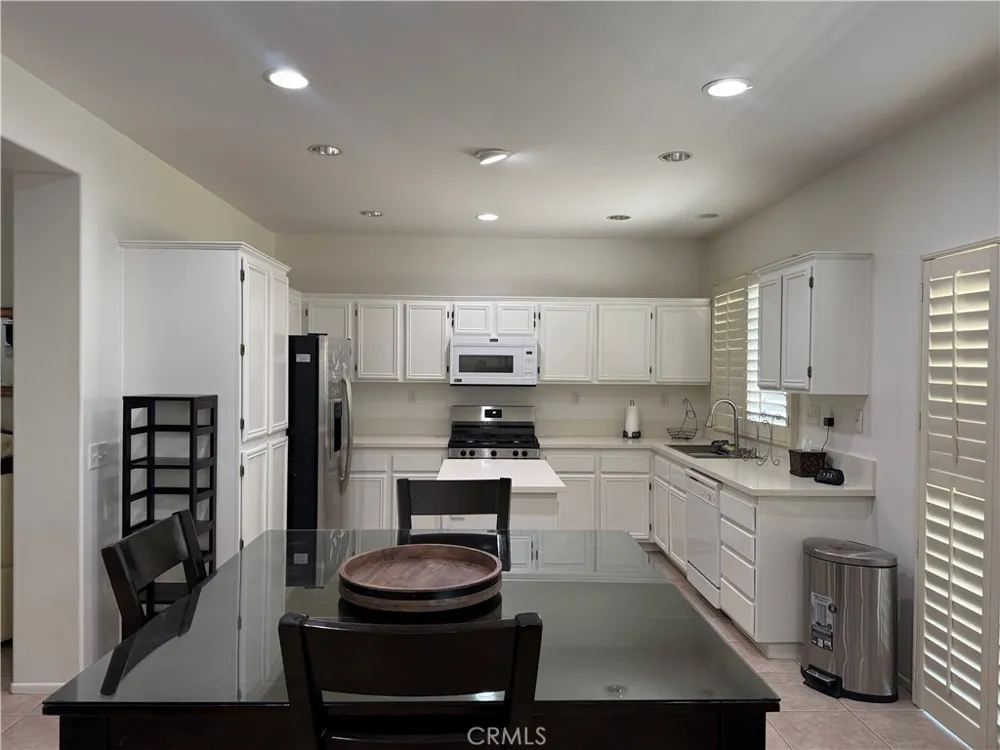 7125 Ravenswood Rancho Cucamonga, CA 91701