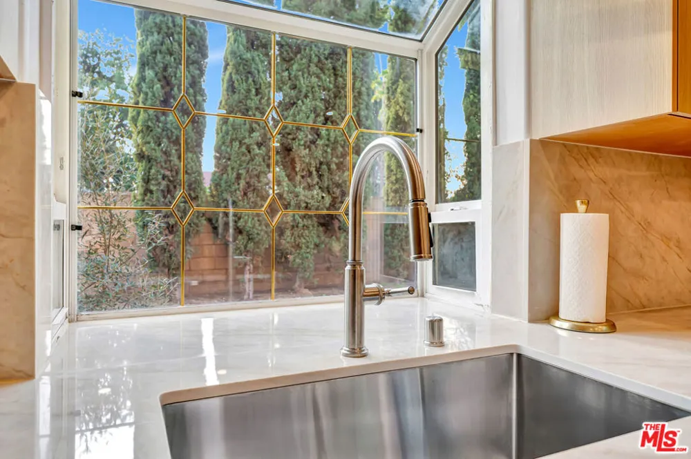 661 W Lemon Avenue Arcadia, CA 91007