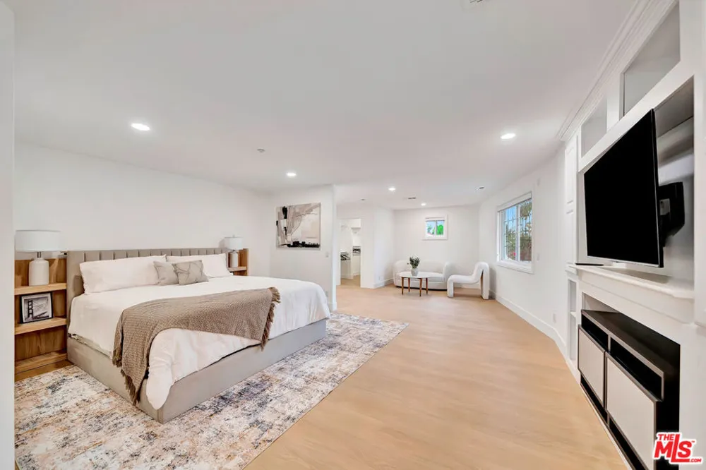661 W Lemon Avenue Arcadia, CA 91007