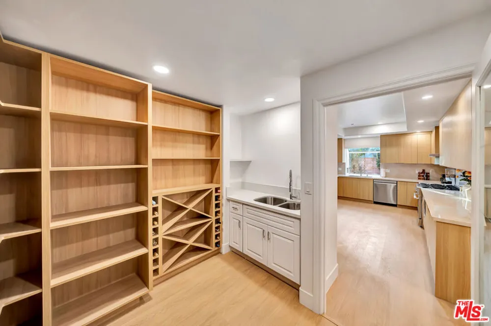 661 W Lemon Avenue Arcadia, CA 91007