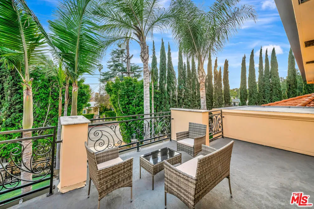 661 W Lemon Avenue Arcadia, CA 91007