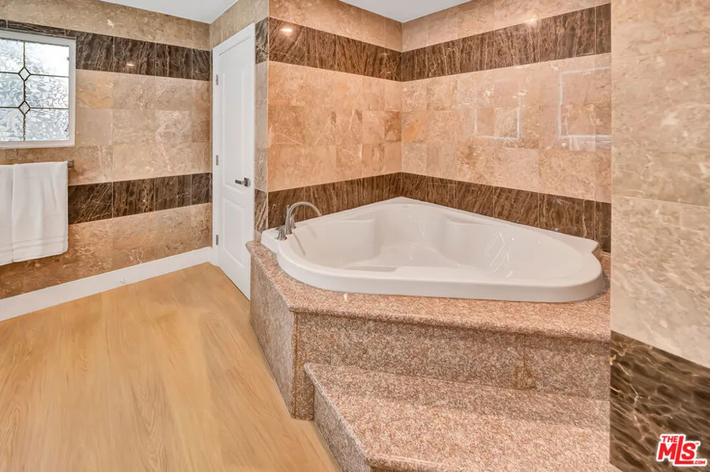 661 W Lemon Avenue Arcadia, CA 91007