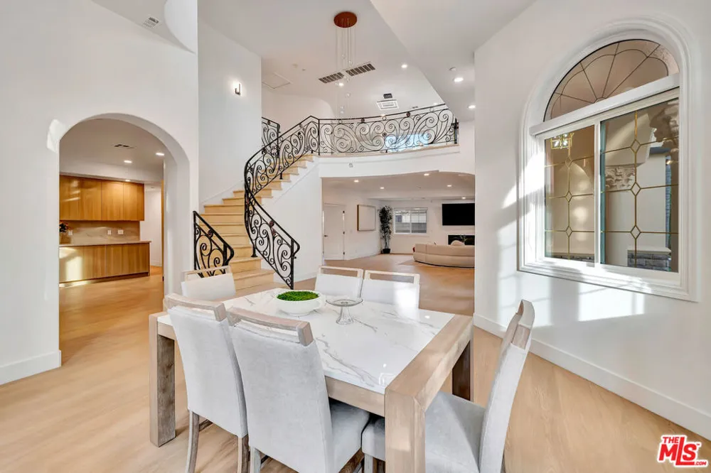 661 W Lemon Avenue Arcadia, CA 91007
