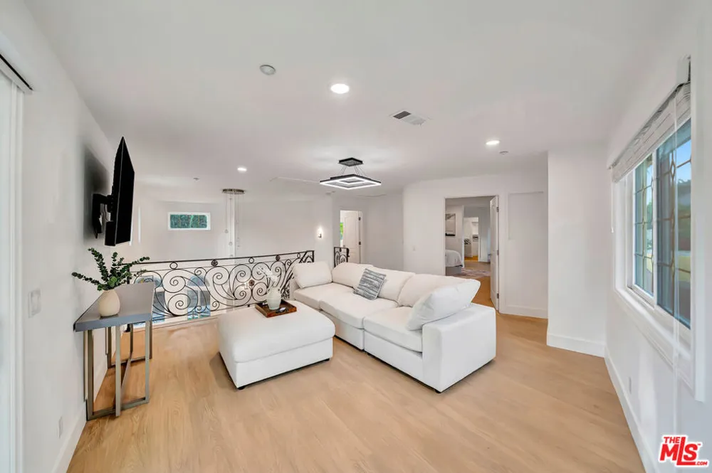 661 W Lemon Avenue Arcadia, CA 91007