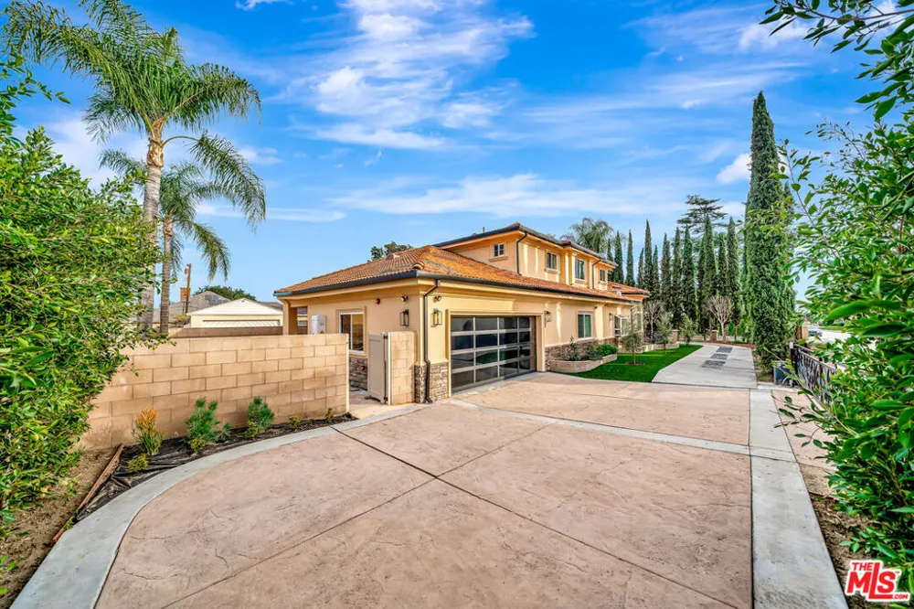 661 W Lemon Avenue Arcadia, CA 91007