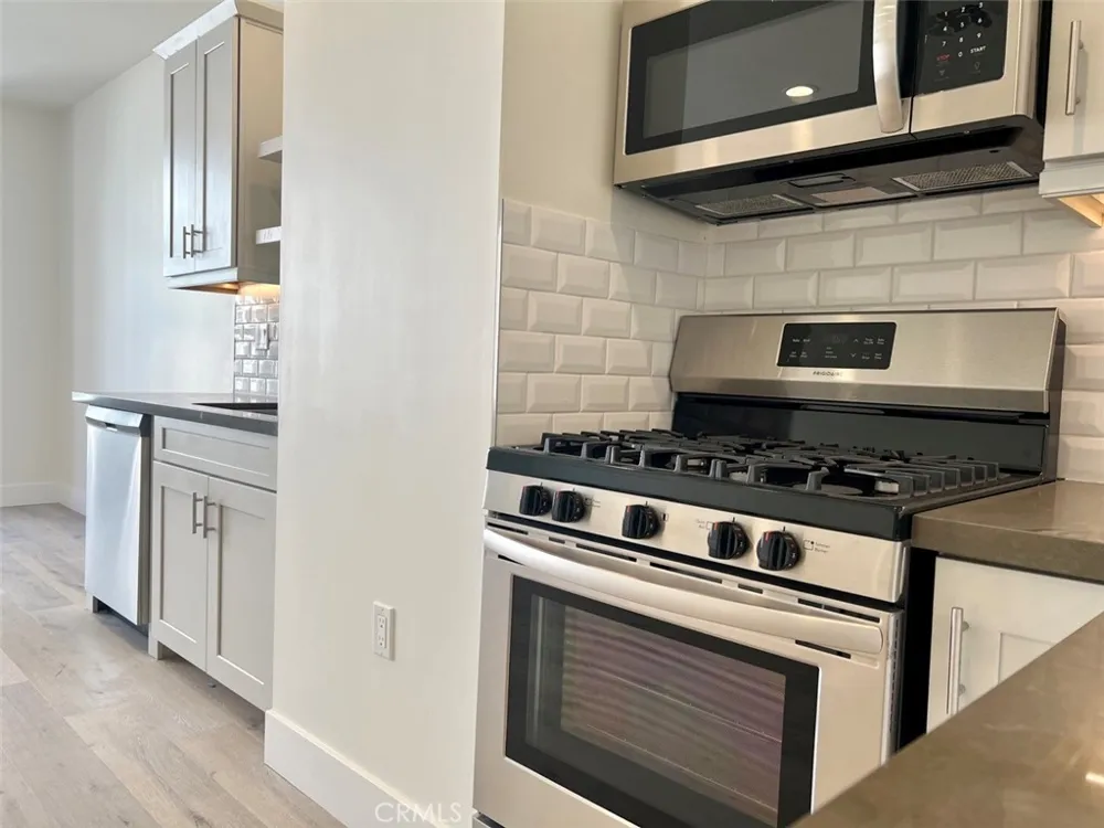 314 6th #405 Los Angeles, CA 90014