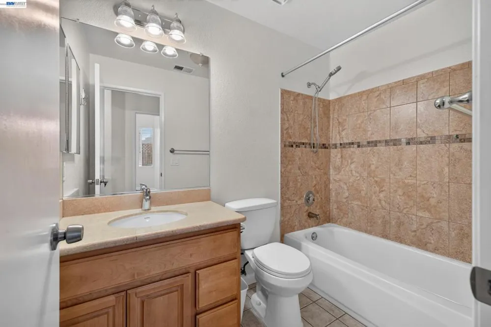 690 Canyonwood Dr. Brentwood, CA 94513