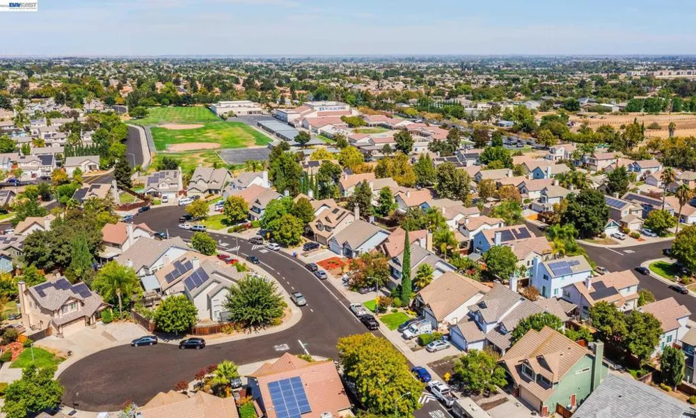690 Canyonwood Dr. Brentwood, CA 94513