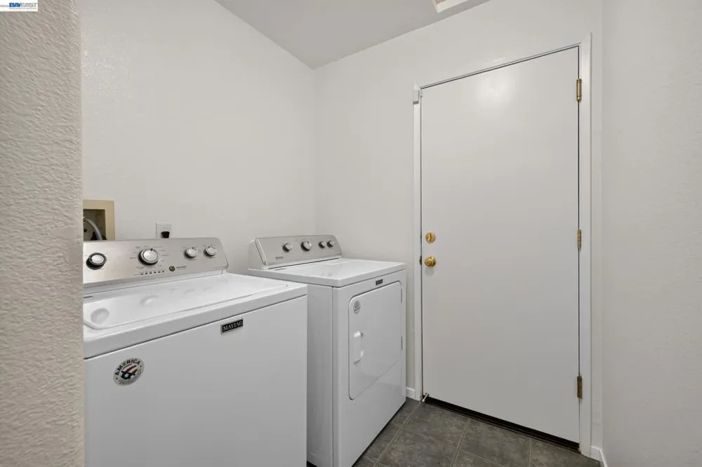 690 Canyonwood Dr. Brentwood, CA 94513