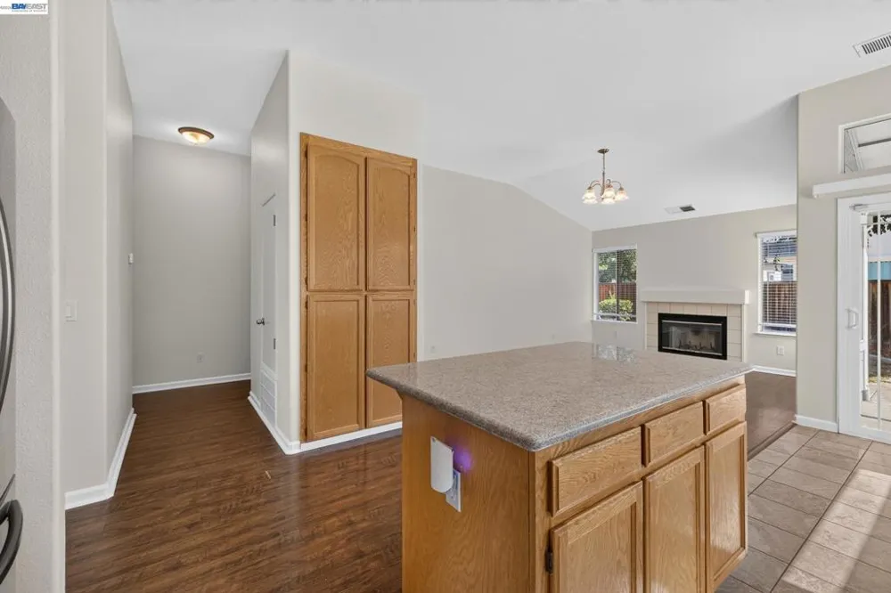 690 Canyonwood Dr. Brentwood, CA 94513