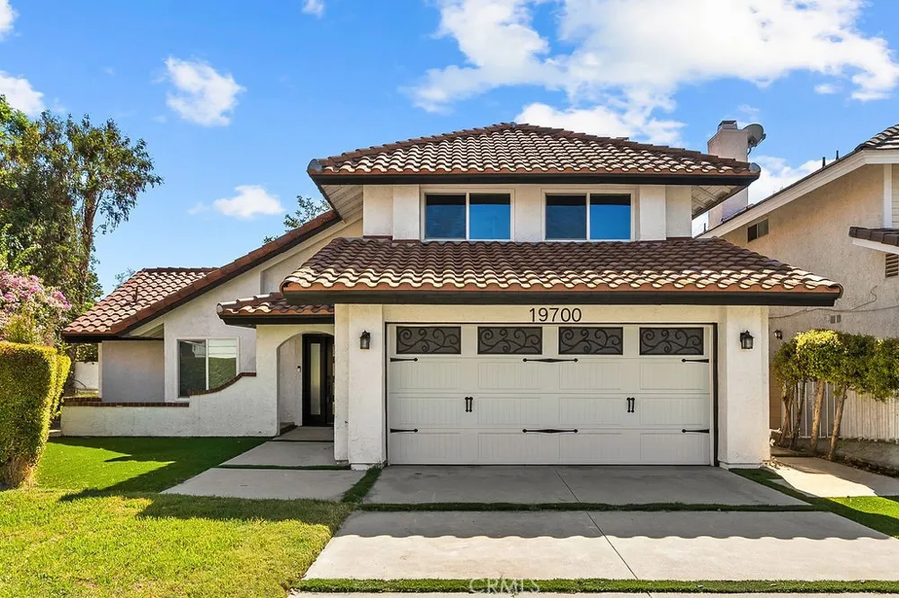 19700 Lull Los Angeles, CA 91306
