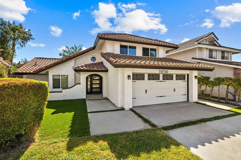 19700 Lull Los Angeles, CA 91306