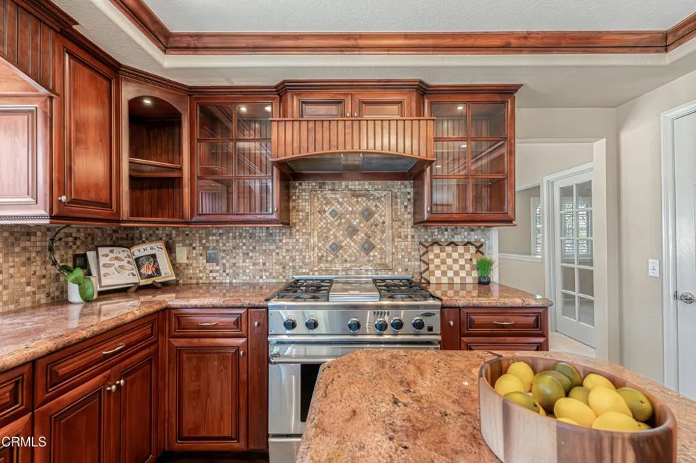 39 Camino La Madera Camarillo, CA 93010