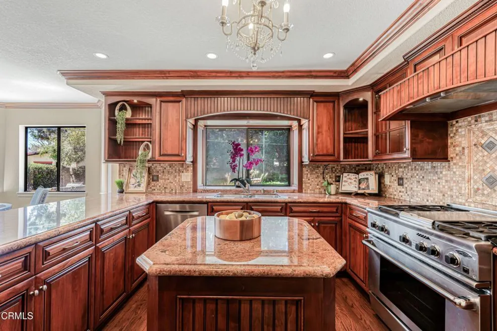 39 Camino La Madera Camarillo, CA 93010