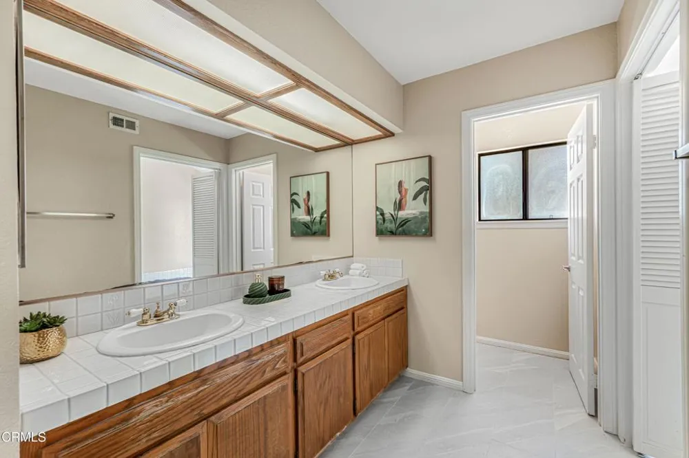 39 Camino La Madera Camarillo, CA 93010