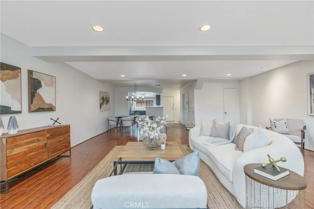 2310 Fairview Street #210 Burbank, CA 91504