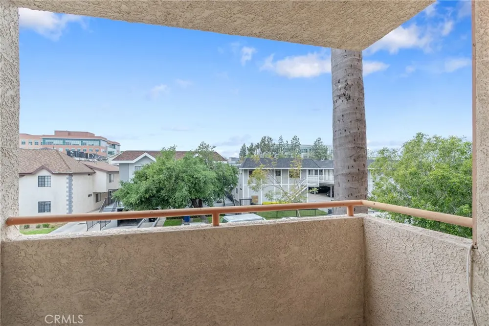 2310 Fairview Street #210 Burbank, CA 91504