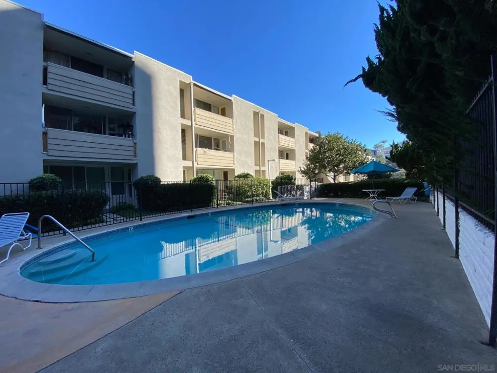 2510 Torrey Pines Rd #211 La Jolla, CA 92037