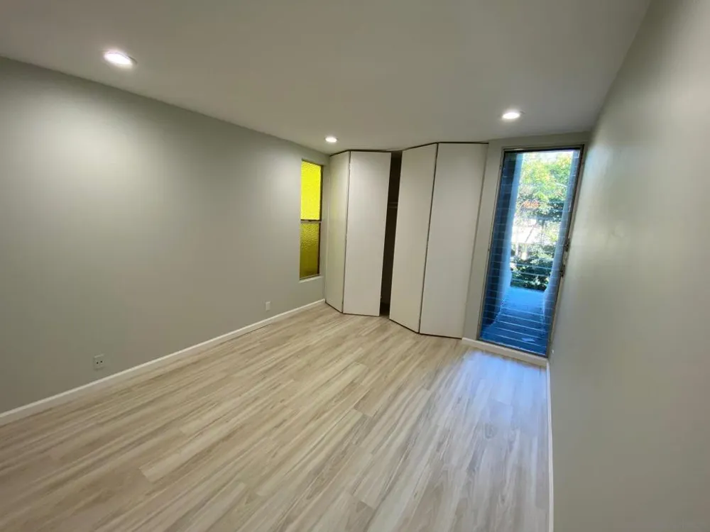 2510 Torrey Pines Rd #211 La Jolla, CA 92037