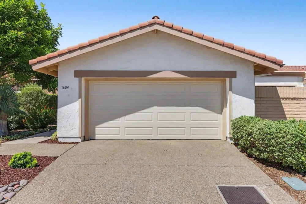 1604 Caminito Asterisco La Jolla, CA 92037
