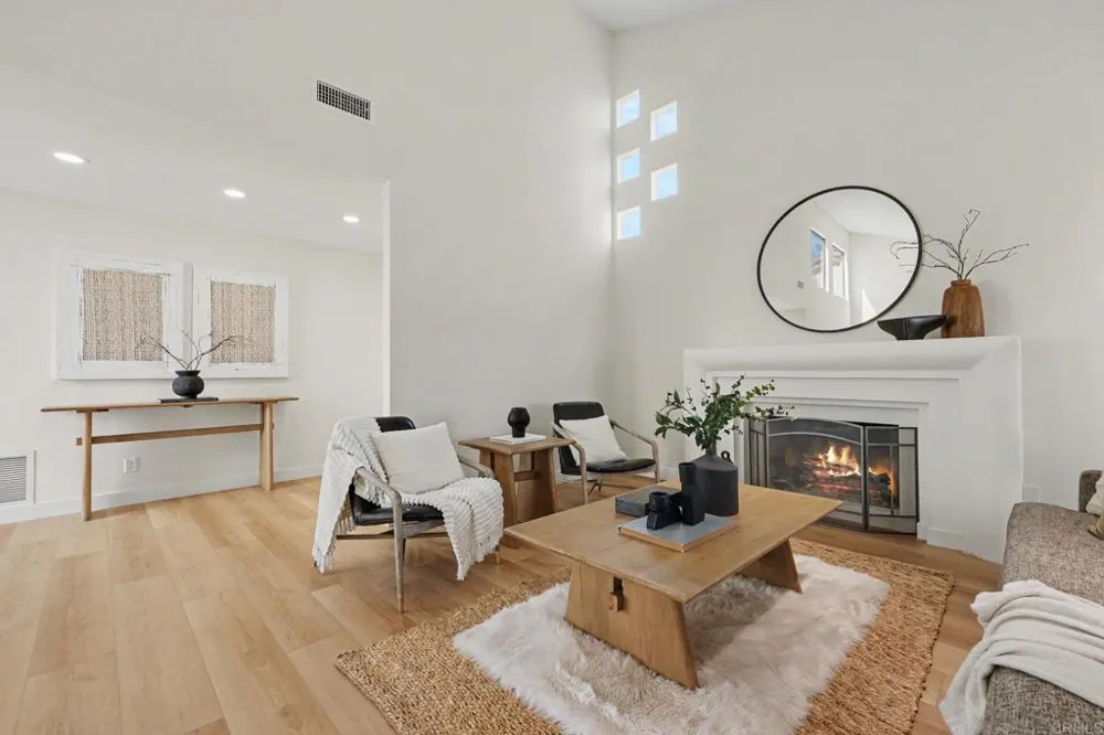 1604 Caminito Asterisco La Jolla, CA 92037