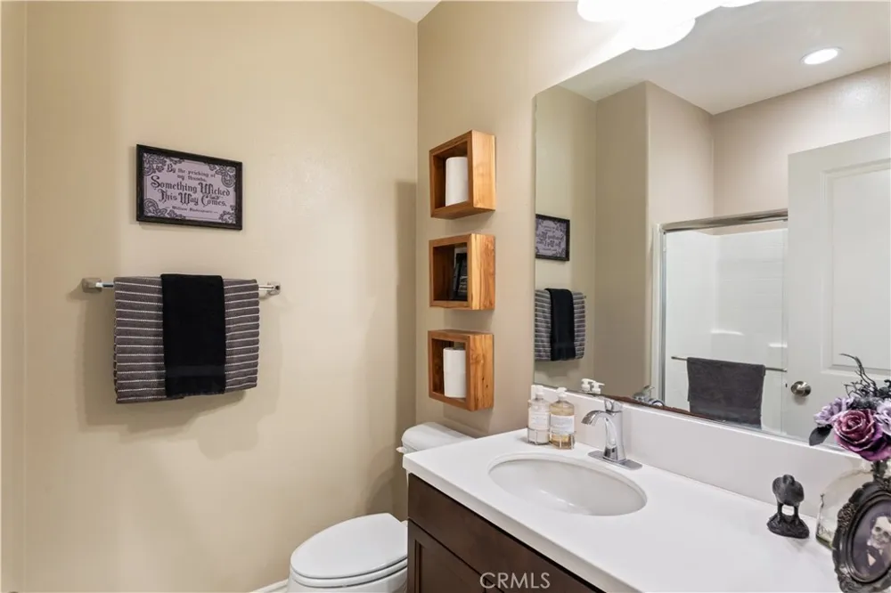 35712 Ginger Tree Winchester, CA 92596