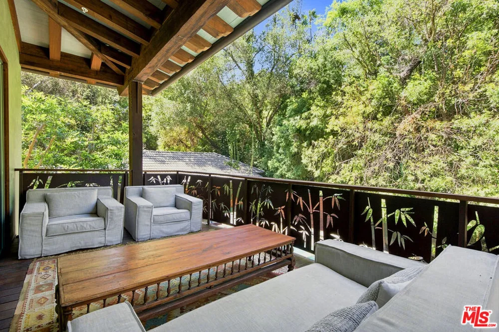 3851 Kingswood Road Sherman Oaks, CA 91403