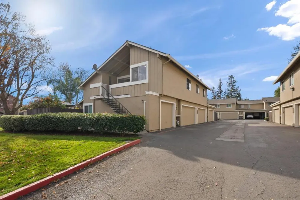 2315 Warfield Way #B San Jose, CA 95122