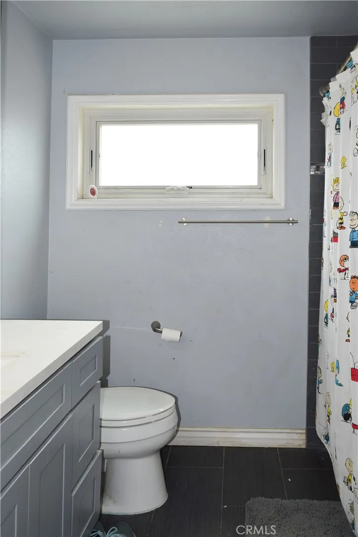 8175 Pepper Fontana, CA 92335