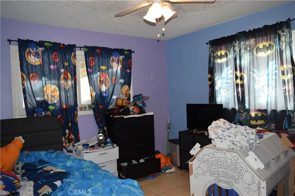 8175 Pepper Fontana, CA 92335