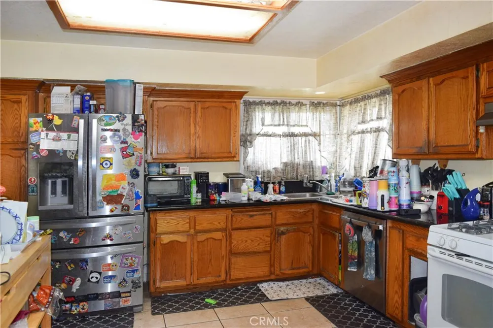 8175 Pepper Fontana, CA 92335