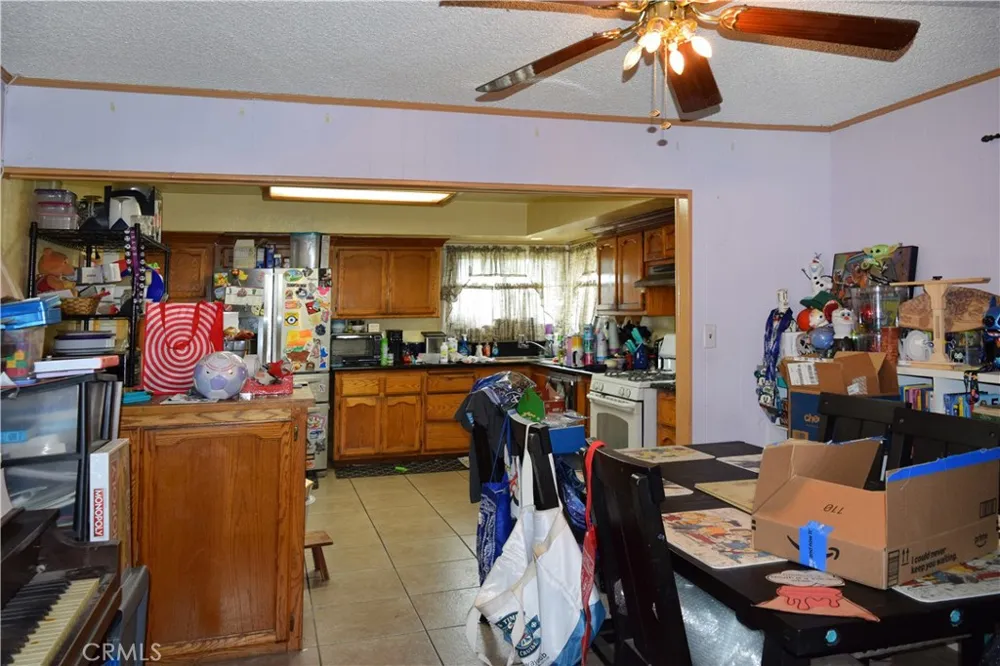 8175 Pepper Fontana, CA 92335