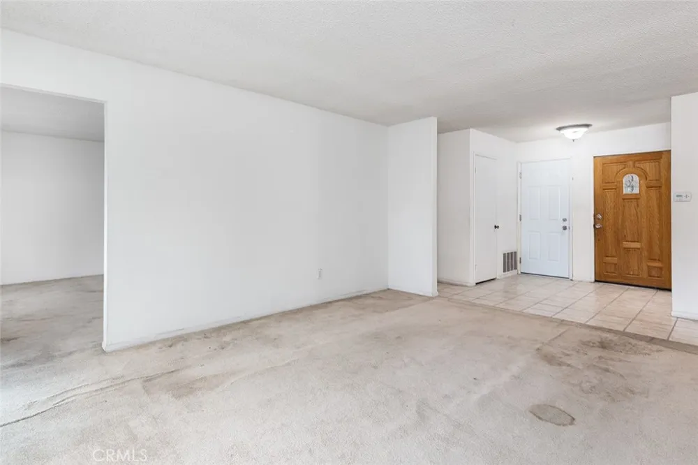 972 Spruce Pasadena, CA 91103