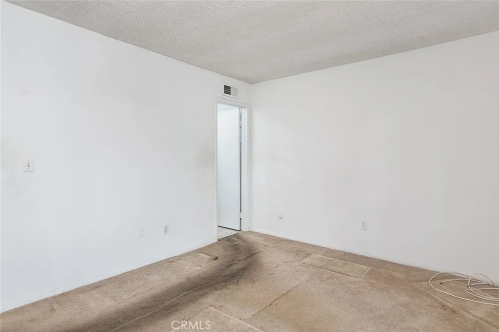 972 Spruce Pasadena, CA 91103